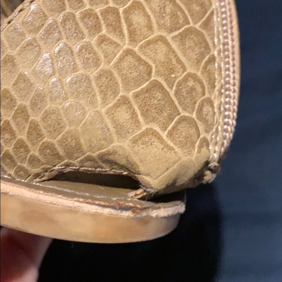 Tan gladiator sandals - Picture 13 of 14